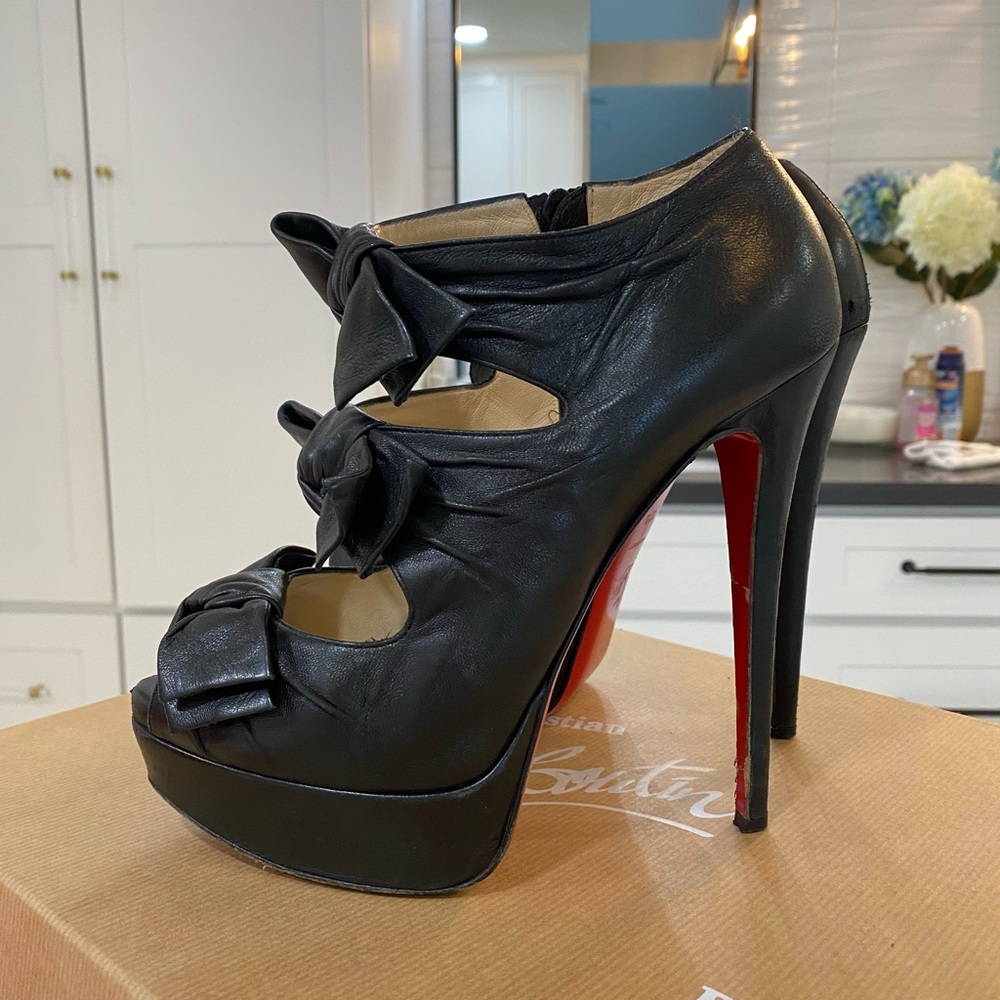 Christian Louboutin Madame Butterfly Booty Heel